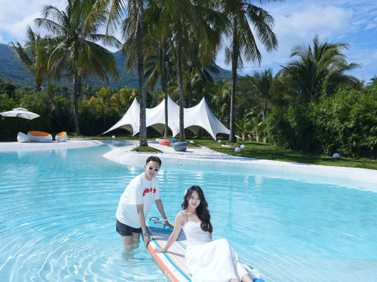 万宁青鸟逸筑 Blue Bird·无边泳池 ins 风设计师海墅(日月湾店)