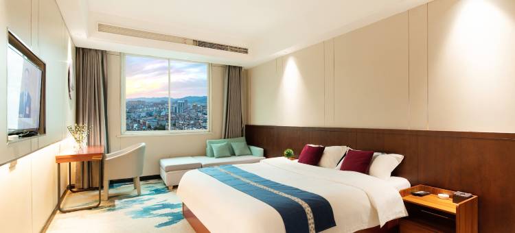 嘉泰大酒店(京山雅斯超市店)图片