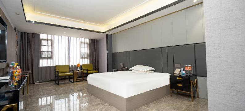 九天铂金酒店(龙山岳麓大道店)图片