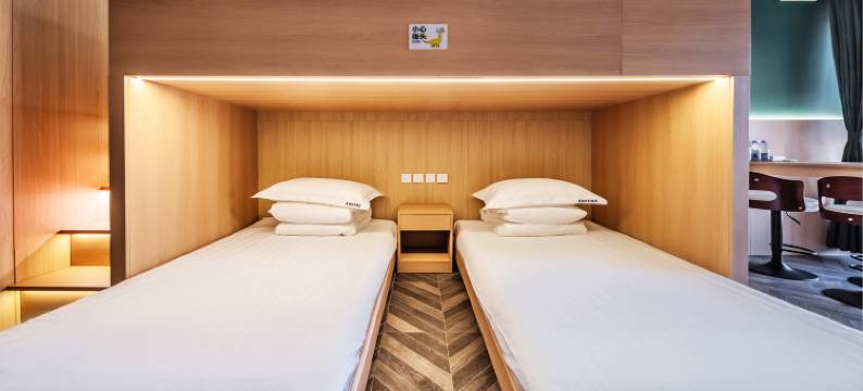 承德爱加电竞酒店图片