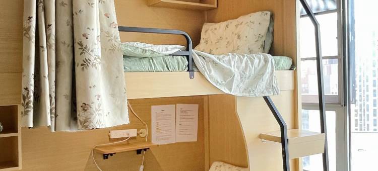 莉莉丝纯女青旅图片