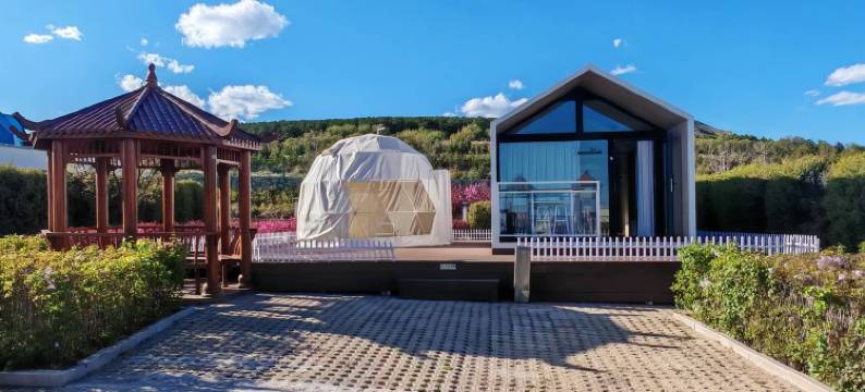 凉城县蒙途御驾温泉度假房车酒店图片