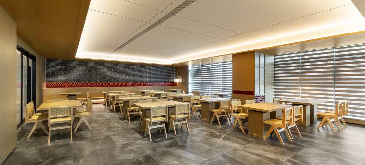 花筑·般蓝酒店(沧州会展中心高铁西站店)图片