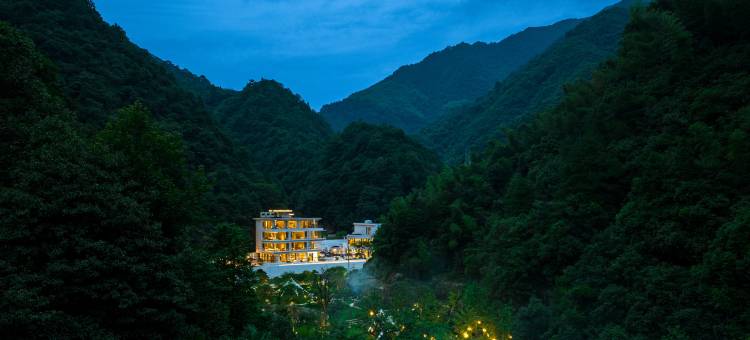桐庐览亭星野·溪·谷·瀑·营·HALO RESORT(雅鲁漂流山湾湾店)图片