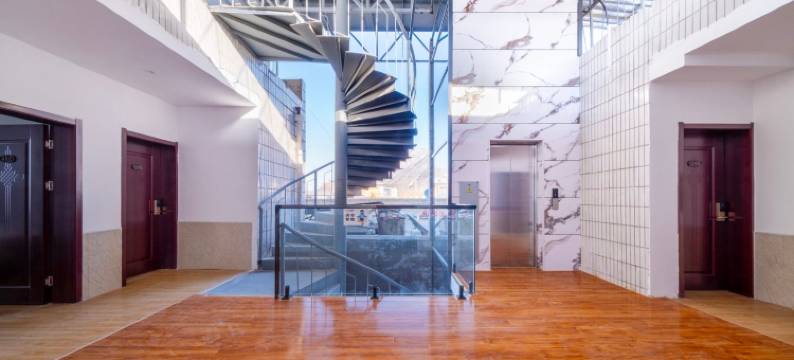 问顶·览岳民宿(华阴华山店)图片