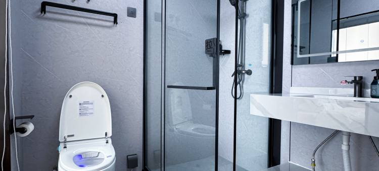 晴川主题酒店(呼和浩特东站机场店)图片