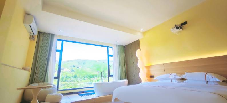 花间舞民宿(那拉提草原景区店)图片