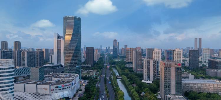 雷神电竞酒店(杭州滨江宝龙伟业路地铁站店)图片