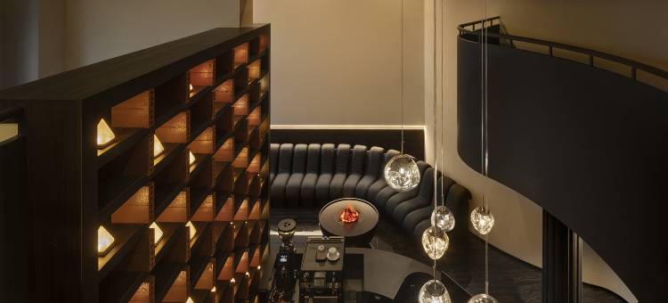 一池·天幕Velarium鎏金美学酒店(观山湖公园富力中心店)图片