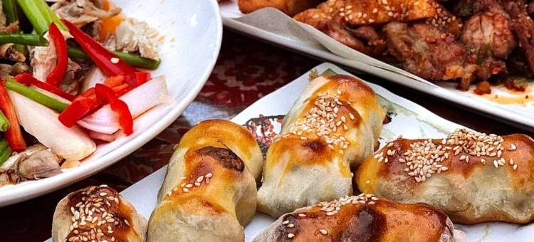 伊宁华隆宾馆(伊宁机场六星街店)图片