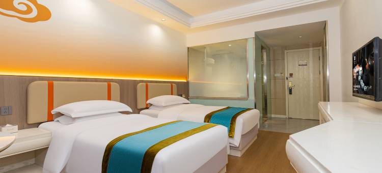 丽橙酒店·悦(宜昌滨江公园解放路步行街店)图片