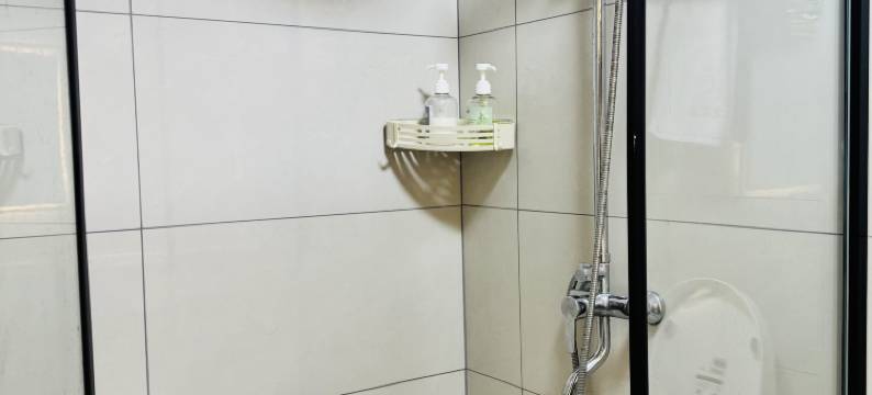 艺海智能影院酒店(潍坊滨海大学城店)图片