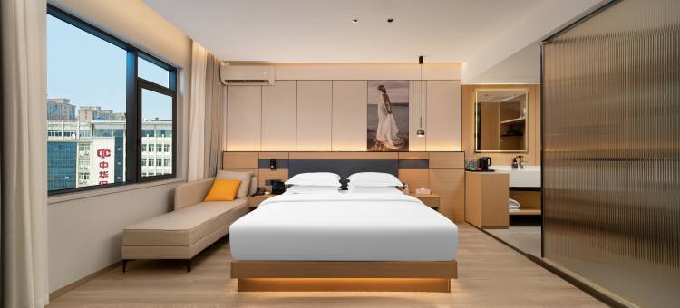 智享轻居酒店(荆州公安通运汽车站店)图片