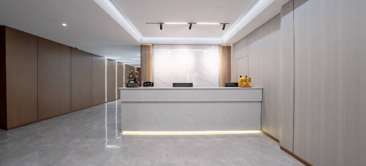 重庆浩澜酒店(海峡路地铁站店)图片