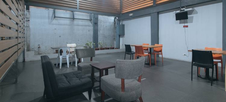 Metro Deluxe Residences near OWWA Pasay图片