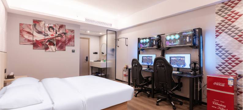 光速E居电竞酒店(佛山南海万科广场千灯湖度假区店)图片