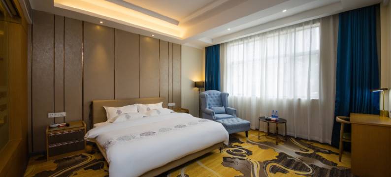 广宁领鹏酒店图片