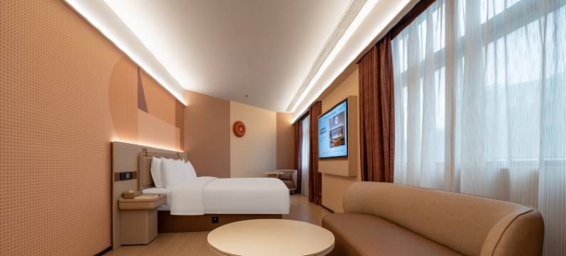 桔子酒店(武汉光谷大道金融港北地铁站店)图片