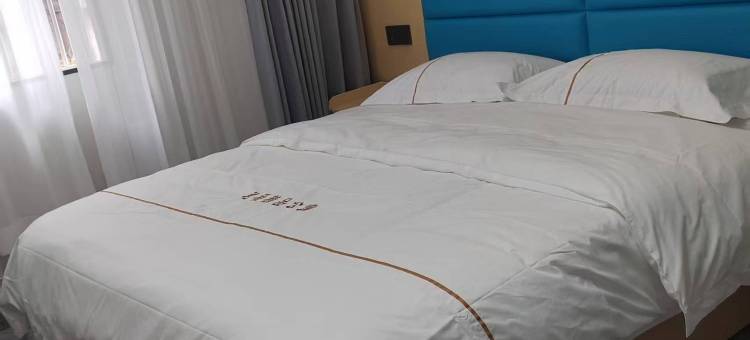 君福公寓(万佳服装批发城沙河地铁站店)图片