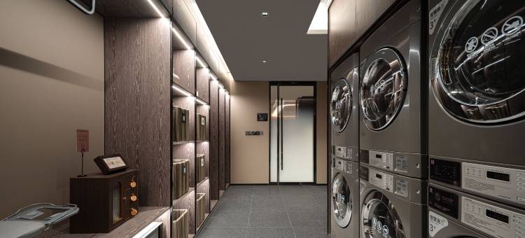 郑州经开区第二大街亚朵酒店图片