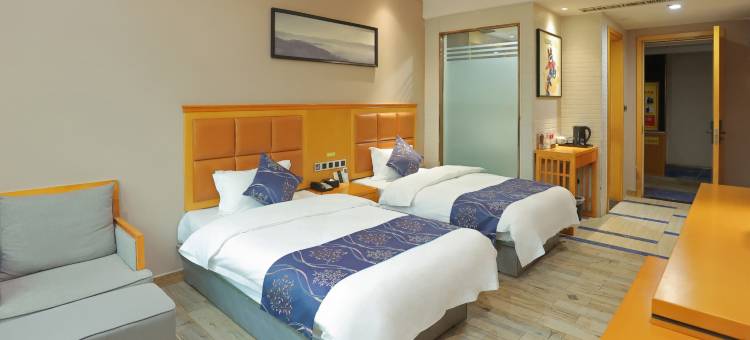 艺选酒店(新乡辉县家华店)图片