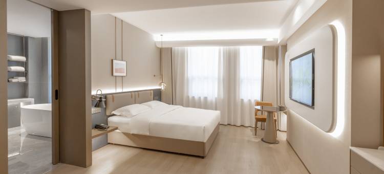 伊犁花城宾馆(六星街店)图片