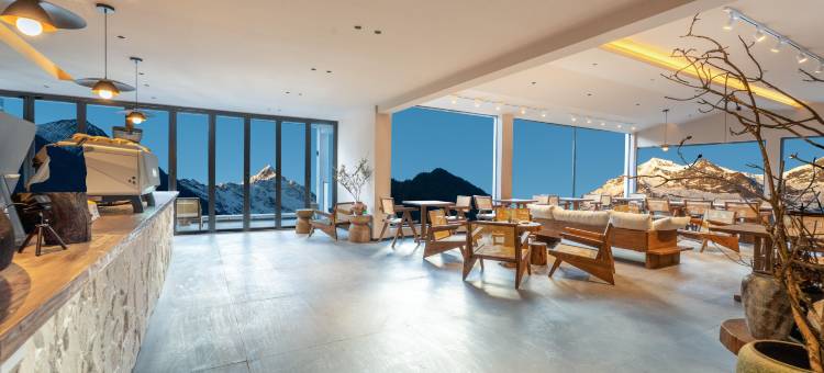 雨崩愈见山·雪山民宿图片