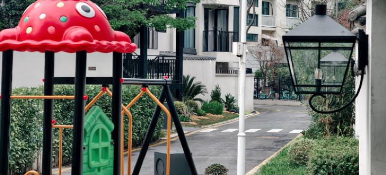 成都杜甫草堂花间府·浣花溪畔图片