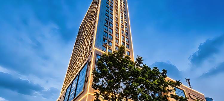宿不同设计师民宿(咸宁南站万达广场店)图片