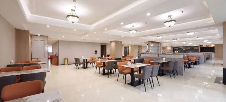 纯泊酒店(成都双流国际机场珠江路地铁站店)图片