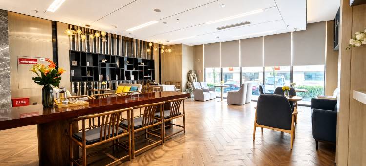 宜尚酒店(南京奥体中心弘阳家居博览中心地铁站店)图片