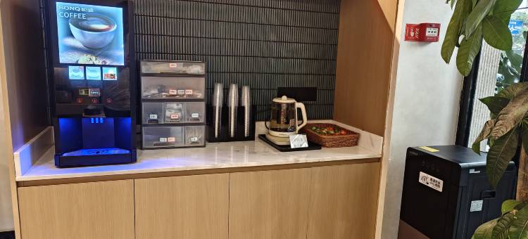 格丽酒店(贺州灵峰广场远东财富中心店)图片