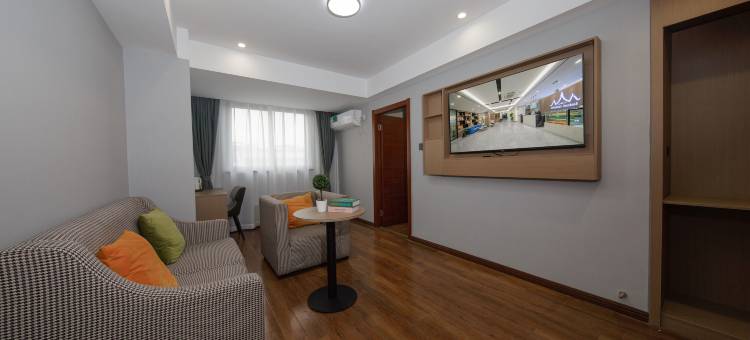 猫山屋怡居酒店(常州环球港高铁北站店)图片