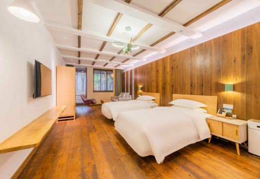 濮院时尚古镇蚬子滩客栈外景图