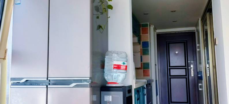 优格雅筑轻奢民宿(篱笆房地铁站店)图片