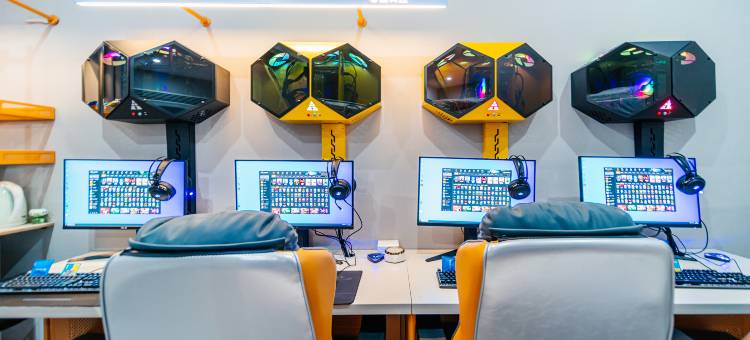 网鱼电竞酒店(宁波慈溪观海卫店)图片