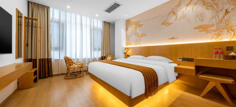 曲靖博莱格逸居酒店(高铁北站民族中学店)图片