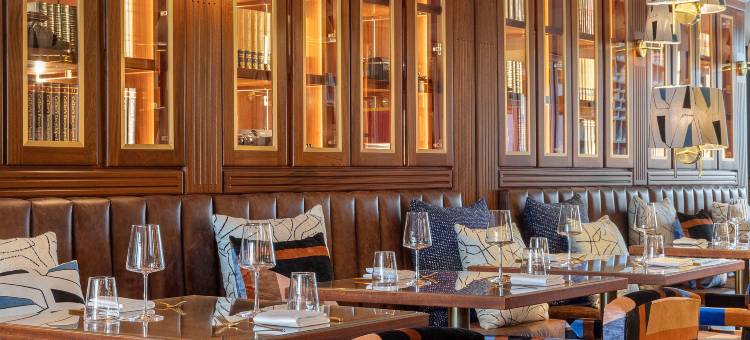 葡萄酒和书波尔图酒店(Wine & Books Porto Hotel)图片