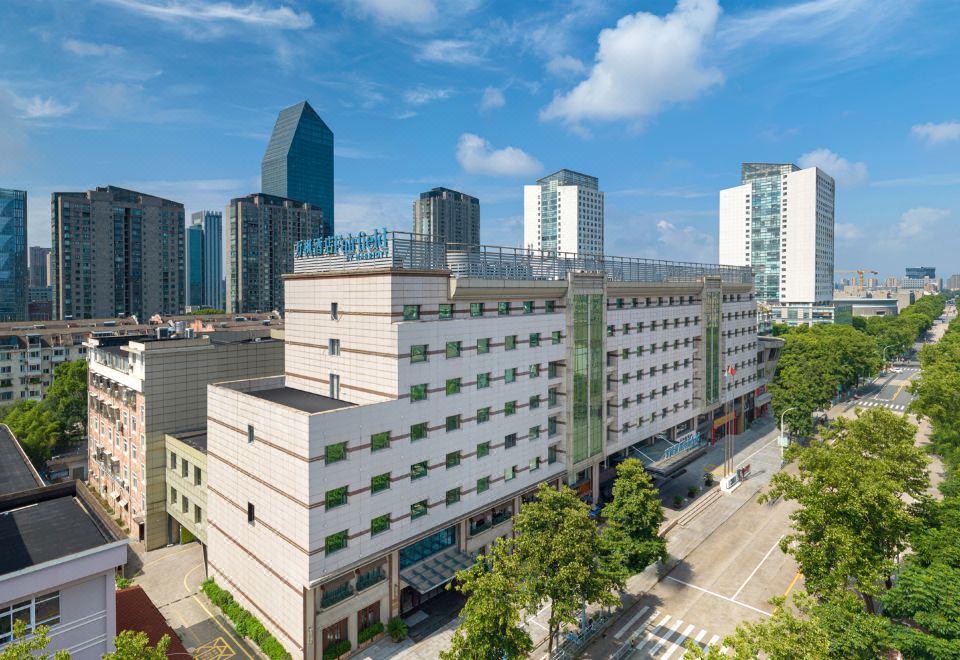 Fairfield by Marriott Ningbo Yinzhou Hotel Overview