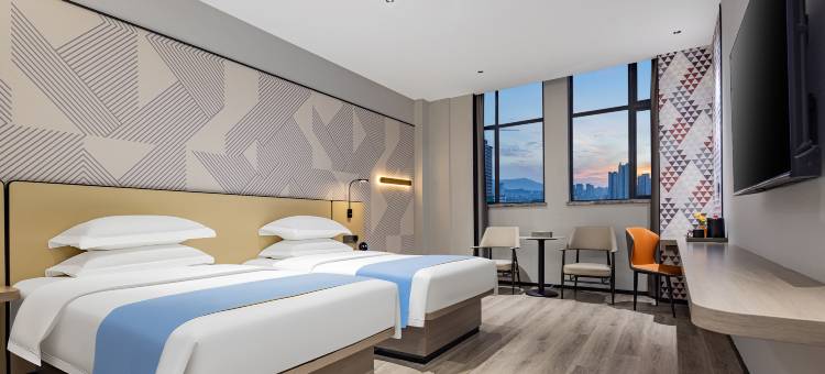 君鼎智尚酒店(宜昌火车东站店)图片