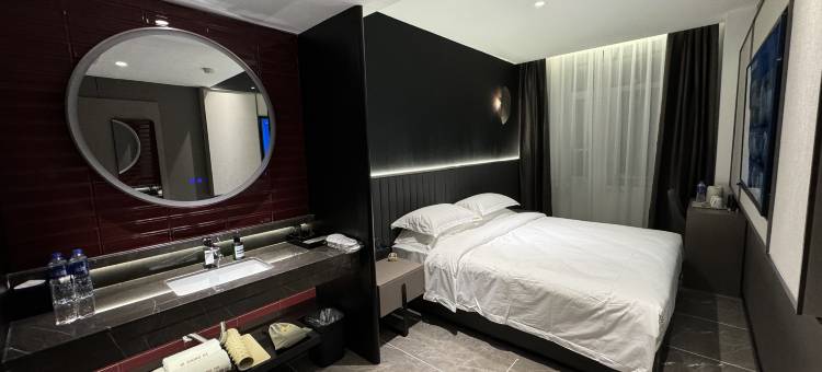 地中海格芮酒店(盛峰嘉苑店)图片