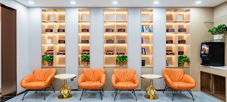 亚季酒店(乌拉特前旗乌拉山西站店)图片