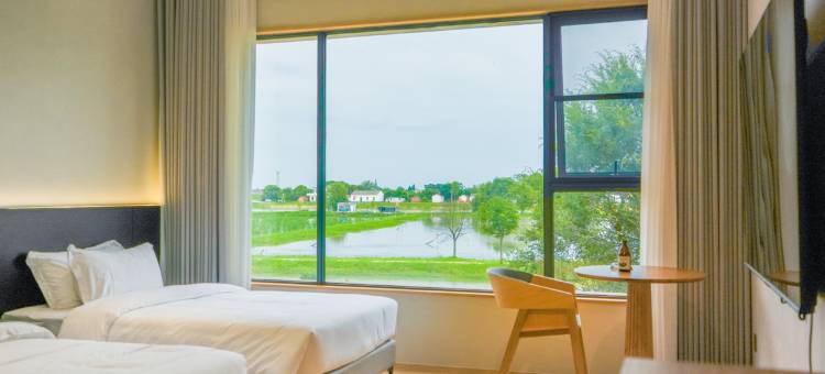 鸠兹湾度假村图片