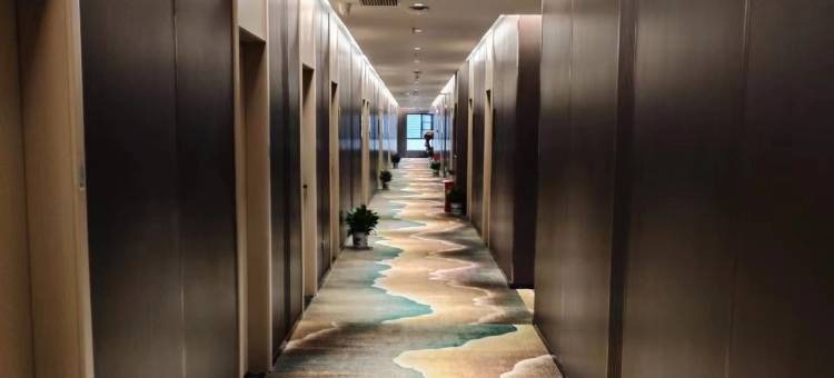 卓赫明酒店(武汉大学店)图片