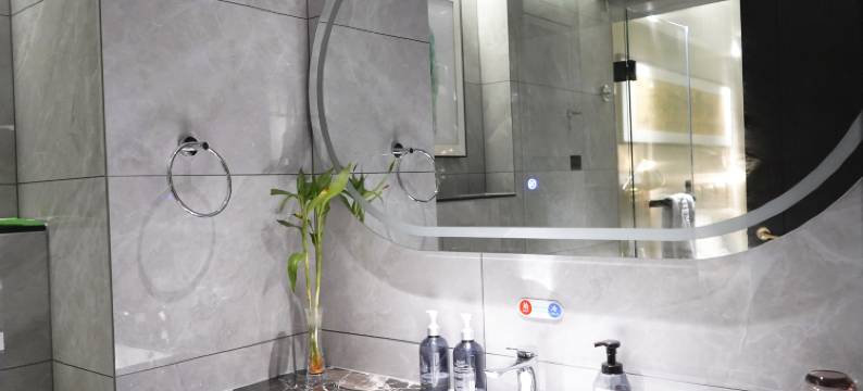 陇川金汇酒店(象乘财富中心店)图片