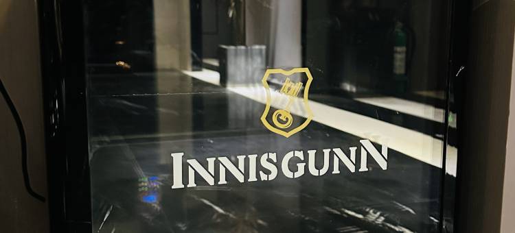 爱之酒店(郑州外国语新枫杨学校公园茂店)图片