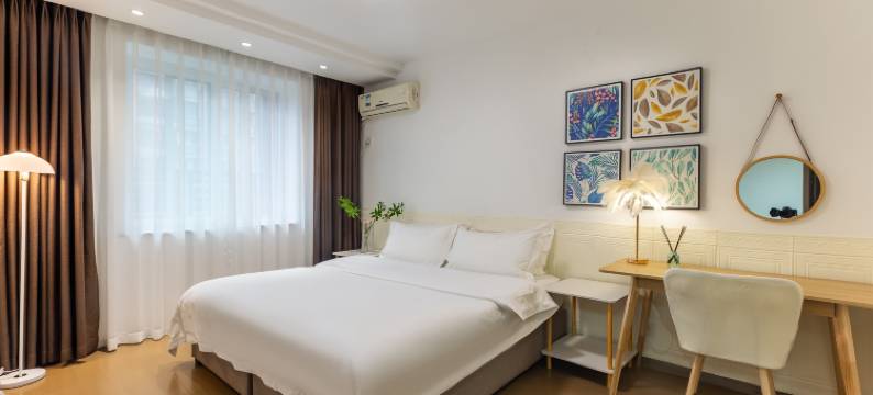 落脚城市青年旅舍(重庆中山四路店)图片