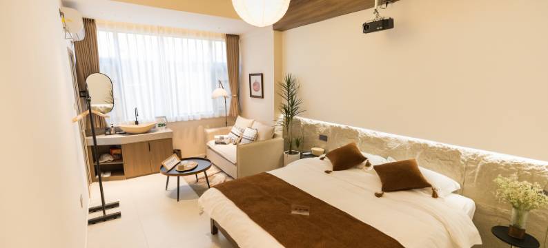 栖涧民宿(涧西万达广场牡丹广场店)图片