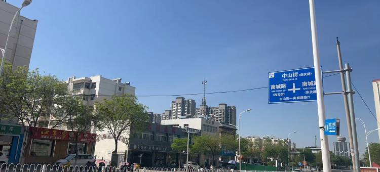 固原兰花桦酒店(二中店)图片