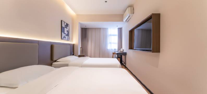 美桔·禧悦酒店(青岛五四广场海信桥地铁站店)图片